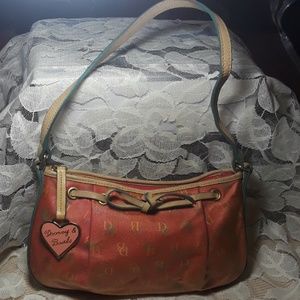 Dooney & bourke bag
